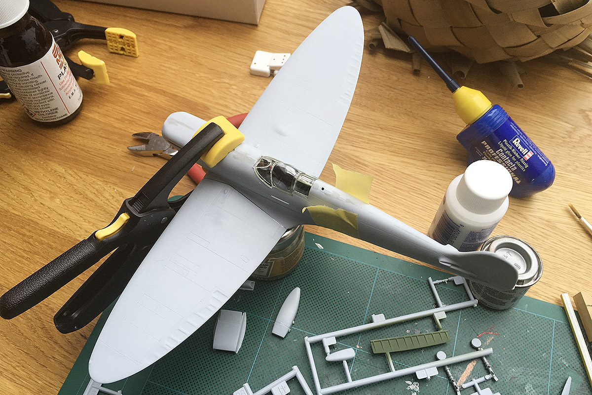 148 Airfix Spitfire Mk1a Battle Of Britain 80th Anniversary Gb 