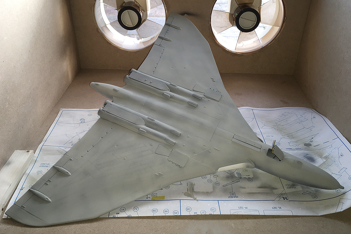 Airfix 1 72 Avro Vulcan Kuta Xii Gb Britmodeller Com