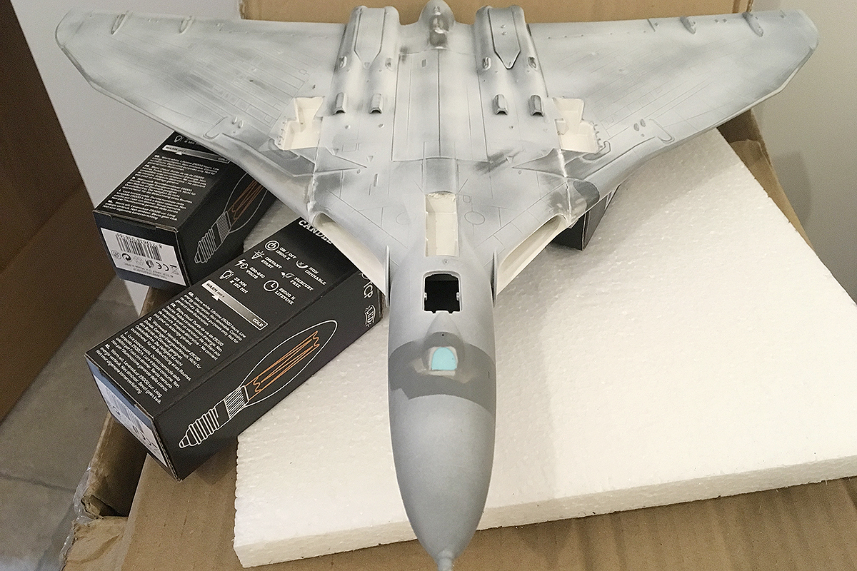 Airfix 1 72 Avro Vulcan Kuta Xii Gb Britmodeller Com