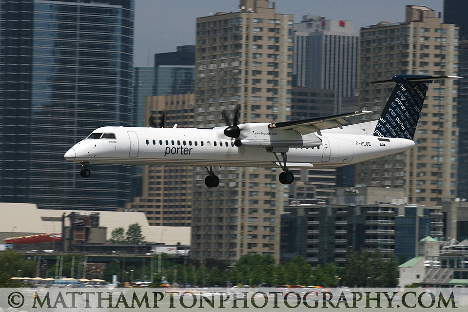 Porter Dash-8